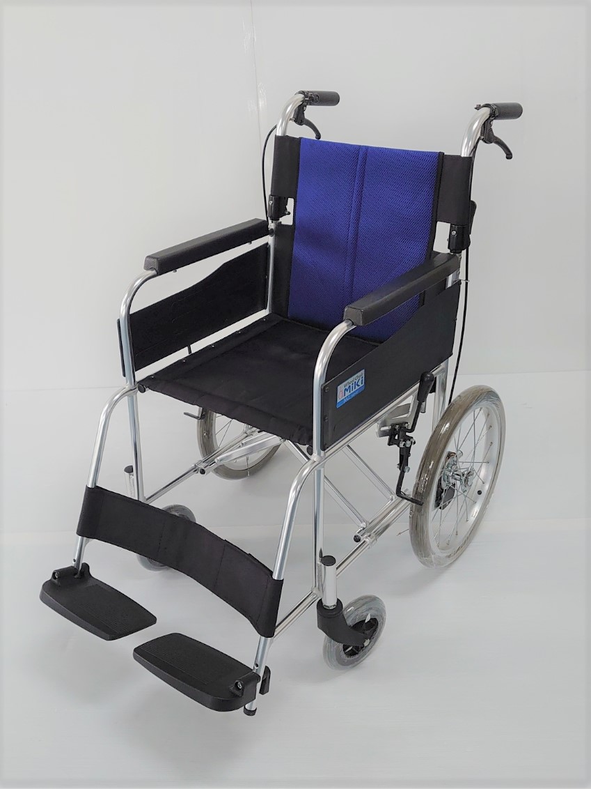 (WC-NJ06080)訳あり(ジャンク品）処分価格ミキ BAL-2 介助式車椅子